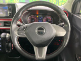 【MOMO革巻きステアリング】上質な革を使用することで、手にしっかり馴染みとても運転しやすいハンドルです♪