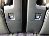 アウトドアや停電時に便利な2列目100V/1500Wアクセサリーコンセント♪
