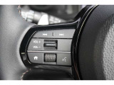 ステアリングスイッチ付きなので、運転中も安全に手元でオーディオの操作ができます!