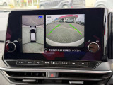 駐停車には便利なアラウンドビューモニター搭載。サイドモニターの切り替えも可能です。
