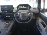 【運転席】快適なドライブをお楽しみください。