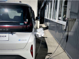 ご自宅でも外出先でも、サクッと快適に充電!