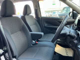 運転席も広々でゆったり気分で運転できます♪