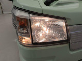 当社では全車、納車前にサービス工場で12ヶ月点検相当の整備を実施しております。そこで確認された不具合箇所は修理しておりますのでご安心下さい。