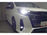 話題のLEDヘッドランプが採用されております! 省電力で長寿命、しかもとても明るく熱くなりにくい性質を持ったライトになります。虫も寄ってきにくい性質も持っております。