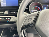 ステアリングスイッチ装備!運転しながら手元でオーディオの操作などができます。