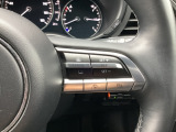 MRCC(マツダレーダークルーズコントロール)は先行車との車間を維持しながら追従走行を行い、長距離でのドライバー負担を軽減させてくれます。