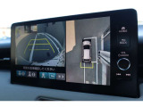 【マルチビューカメラシステム】車を上空から見た視点をナビ画面に表示。駐車での運転を安全にサポートします!