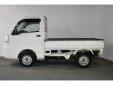 スバルのU-Carは全車、「まごころクリーニング」を実施しております。外装、内装ともにピカピカになるまで徹底的に掃除をしていますのでキレイな状態でお乗りいただけます。