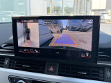 サラウンドビューモニターが車両の全周囲360&deg;を瞬時にとらえ駐車時等の操作がより簡単になります。前後のソナーにより音と映像でお客様のサポートを行います。