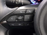 ステアリングスイッチ装備!運転しながら手元でオーディオの操作などができます。