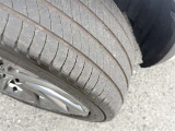 タイヤ交換してからのご納車となります。