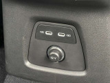 Audi豊橋では、ビデオ通話でのオンライン商談を実施しております。ショールームにご来場いただかずに各種サービスをご提供できますので、お気軽にお問合せくださいませ。
