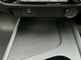 エアコン操作パネルの下段にはUSBタイプC電源が装備されています。
