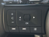 ステアリングスイッチです。ナビのオーディオコントロールが手元で行えます
