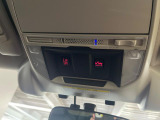 【i-ACTIVESENSE】走行中に前方の車両等を認識し、衝突しそうな時は警報とブレーキで衝突回避と被害軽減をアシスト。より安全にドライブをお楽しみいただけます。