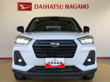 フォグランプで夜間・霧中時の運転も安心です。