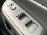パワーウィンドウです!運転席でラクラク操作!運転席以外からの開閉を防ぐボタンが運転席にのみございますので、一緒に乗っているお子さんやワンちゃんが開けてしまう心配もございません!