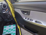 当社では納車前整備や洗車・ルームクリーニングも行っております。
