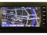 純正7インチSDナビ。CD・SD・電波の弱い環境下でも映像が途切れにくく、受信感度の良いワンセグTV対応です。