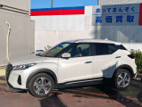 半年ごとの定期点検、車検整備をパックにした整備点検チケットも販売してます。エンジンオイル交換も含まれてます。