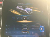 バックカメラにより駐車時の後方確認も楽にできます。