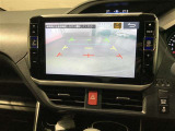 バックガイドモニターで、後方を確認しながら安心して駐車することができます。運転初心者も熟練者も必須の機能ですよ!