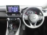 見通しのよいすっきりとした視界で、誰でも運転しやすいです