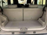 タフトの荷室のシートは、汚れにくいシートバック加工になっており、汚れた荷物を置いても拭き取りやすく、お手入れしやすい荷室になっています(^^)v