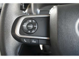 運転中に手をハンドルから離すことなくインフォテインメント関連の操作が出来ます。