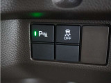 ◆パーキングセンサーシステム◆車庫入れの時などに近くに障害物がある場合、障害物までの距離を音で知らせてくれます。