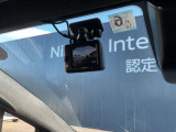 社外ドラレコ付いています。お買換えをご希望の場合も、各メーカー取扱がございますので、ご相談ください。