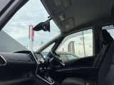 広々とした視界を体感できます。運転が楽しくなりますね。