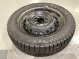 当社にてデモ走行時に装着していたワンシーズン使用の中古スタットレスタイヤ+ホイール4本セットを用意致しました。(2025年製、タイヤ+ホイールは現状渡し、保証対象外です)