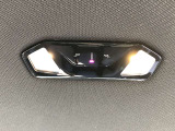 車両の詳細、ご質問につきましては、営業スタッフまでお気軽にご連絡下さいませ。遠方のお客様には実車の詳細動画送信も承ります。お問合せをお待ち致しております。