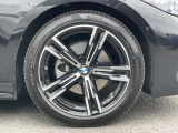 自動車保険も純正のクオリティを。BMWの正規ディーラーのみが取り扱い可能な、BMW専用自動車保険。専任のスタッフが皆様のカーライフを24時間365日サポート致します。