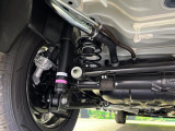お車を安心してお乗りいただく為には、足回りの定期点検が欠かせません。サービスサポート(有償保証)では無料点検もご提供しており、安心のカーライフをお過ごしいただけるサポート体制が整っています。