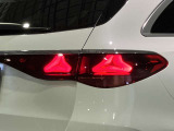 メルセデス・ベンツ正規販売店である当社で自動車保険にご加入いただくと、メルセデスオリジナルの『安心サービス』が無償でプラスされます!詳しくは当社までお問合せください!