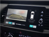 ◆リアワイドカメラシステム◆3種類の表示で後方確認をサポート♪セレクトレバーを「R」の位置に入れるとカメラ画像に切り替え。ノーマルビューでは従来のリアカメラと同様の標準的なビューで表示します!