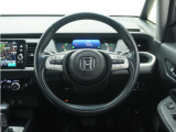 ◆ハンドル全体◆各種スイッチがハンドルから手を放さず操作できるので運転中でも楽に操作できます。