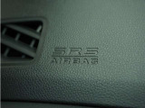 ◆助手席エアバッグ◆身を守る為に必要なエアバッグが助手席に装備されています。
