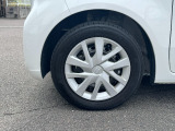 純正ホイールキャップ装着しています。4輪とも画像添付します傷等のご確認にご利用ください。