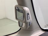 普段運転席から見えない左タイヤの前あたりが見ることができます!駐車が苦手な方も得意な方にとっても安心です☆