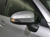 デザインと機能性を両立したサイドターンランプ付きのお車になります!!