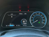 車両の各種設定は前方ディスプレイ内でステアリングスイッチから設定可能です!