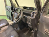 納車前にはプロのメカニックが点検、整備を行いますので安心してお乗り頂けます!!