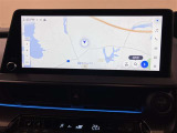 ディスプレイオーディオ搭載車です(T-コネクトナビ)!Bluetoothも付いていますし、フルセグでテレビも視聴出来ます。ナビゲーション契約期間R11年10月まで対応