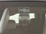 ナビ連動前後ドラレコも装備です!