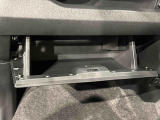 実用的な収納が、車内の各所にあります♪