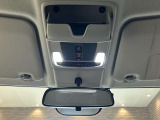 Honda CONNECTによりスマホで施錠・解錠やエアコン操作ができるのはもちろん、イザという時にワンボタンで緊急サポートセンターへ通報することもできます!